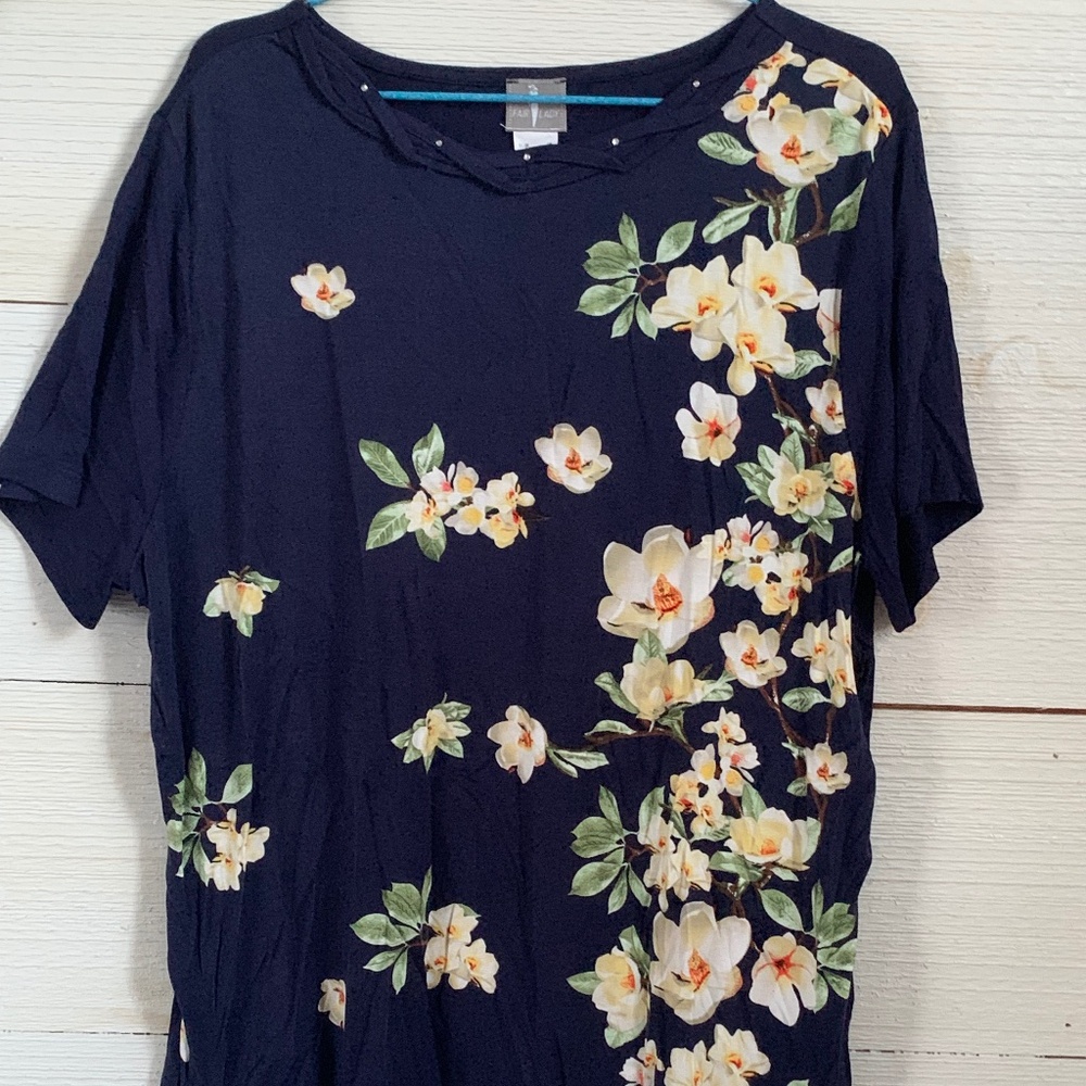 *NEW* Magnolia Floral Blouse by Fair Lady.  Size 14.  Color:  Navy Blue.